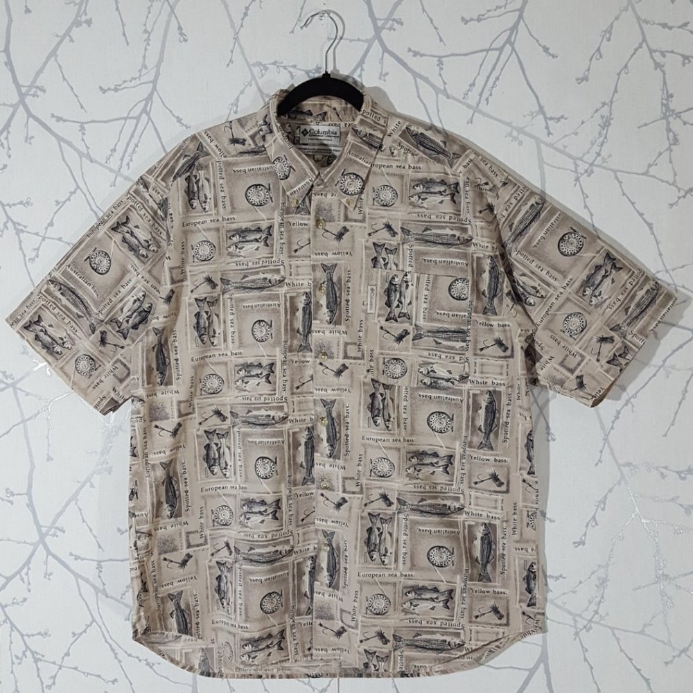 Columbia Beige Tan Newspaper Fish Print Button Front Shirt